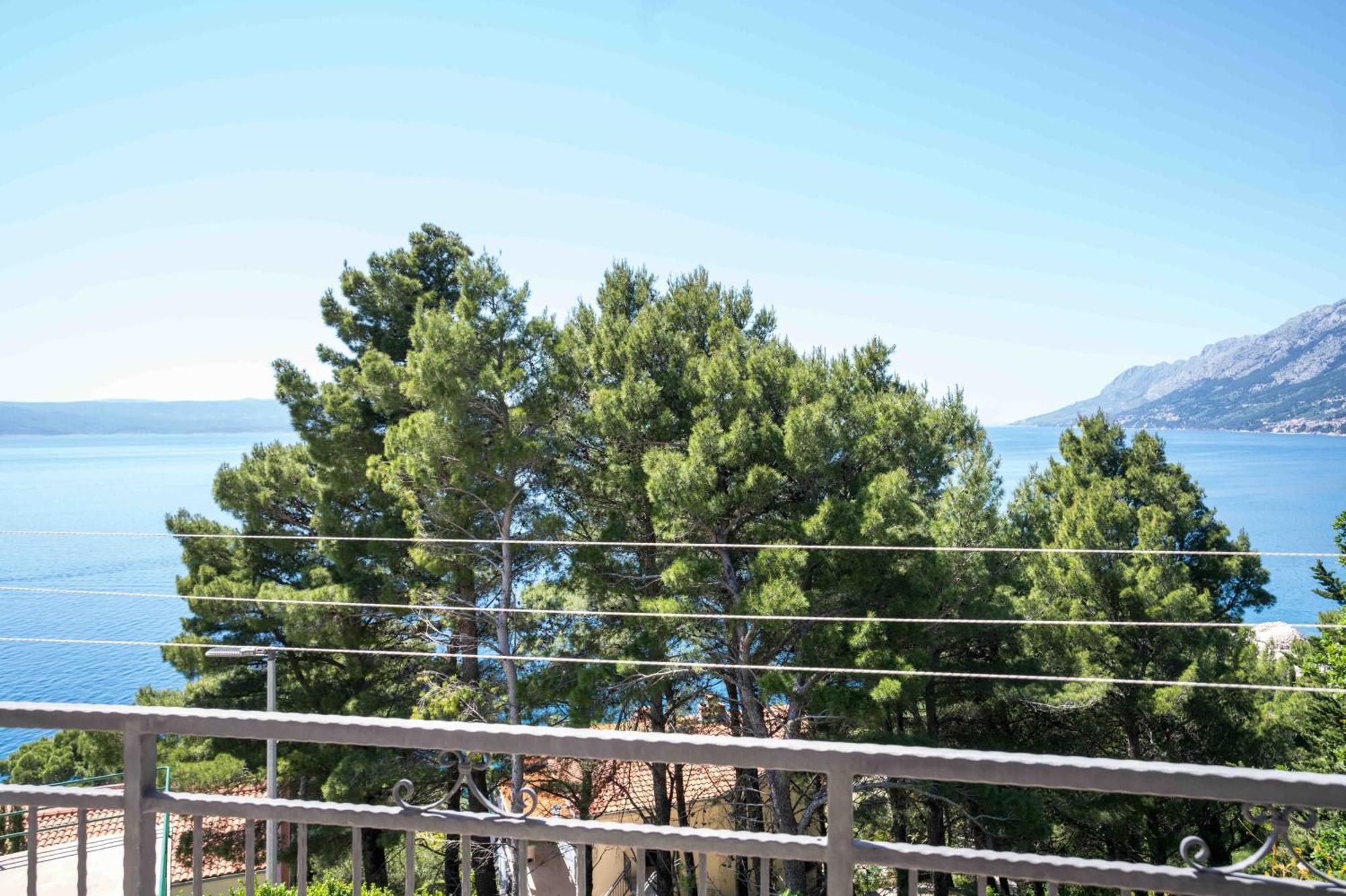 Sea View Apartment Gin Brela Zimmer foto