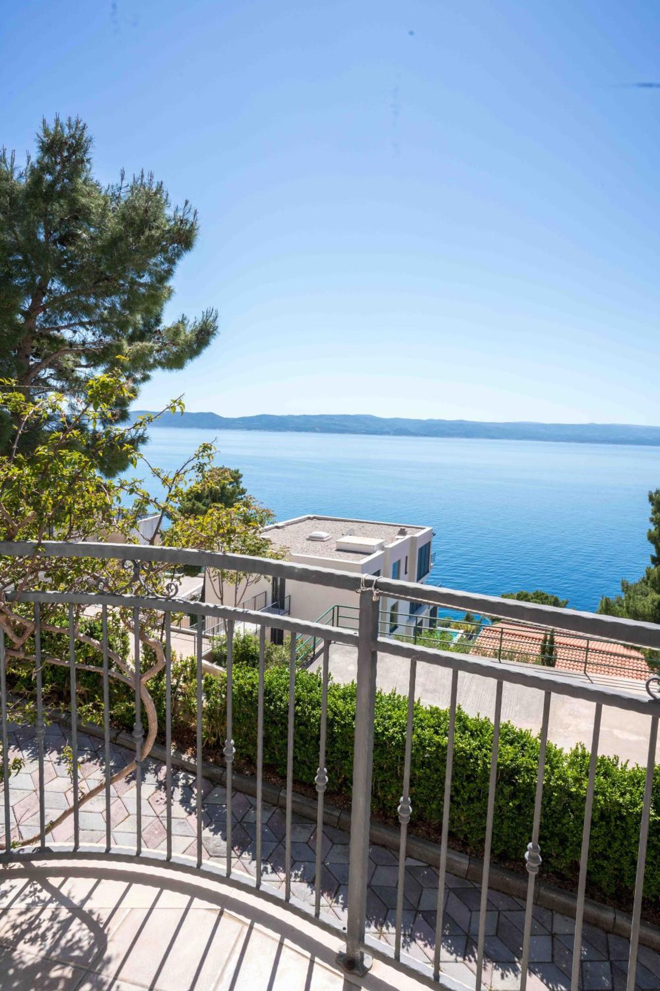Sea View Apartment Gin Brela Exterior foto