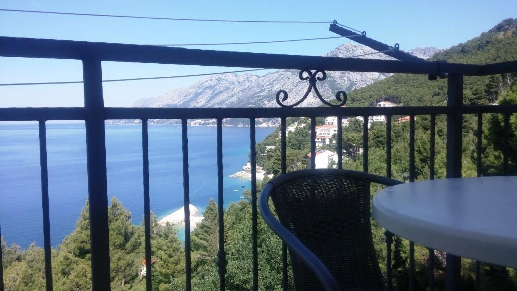 Sea View Apartment Gin Brela Exterior foto