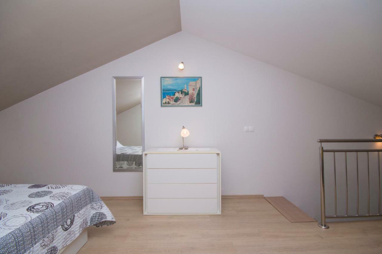 Sea View Apartment Gin Brela Exterior foto
